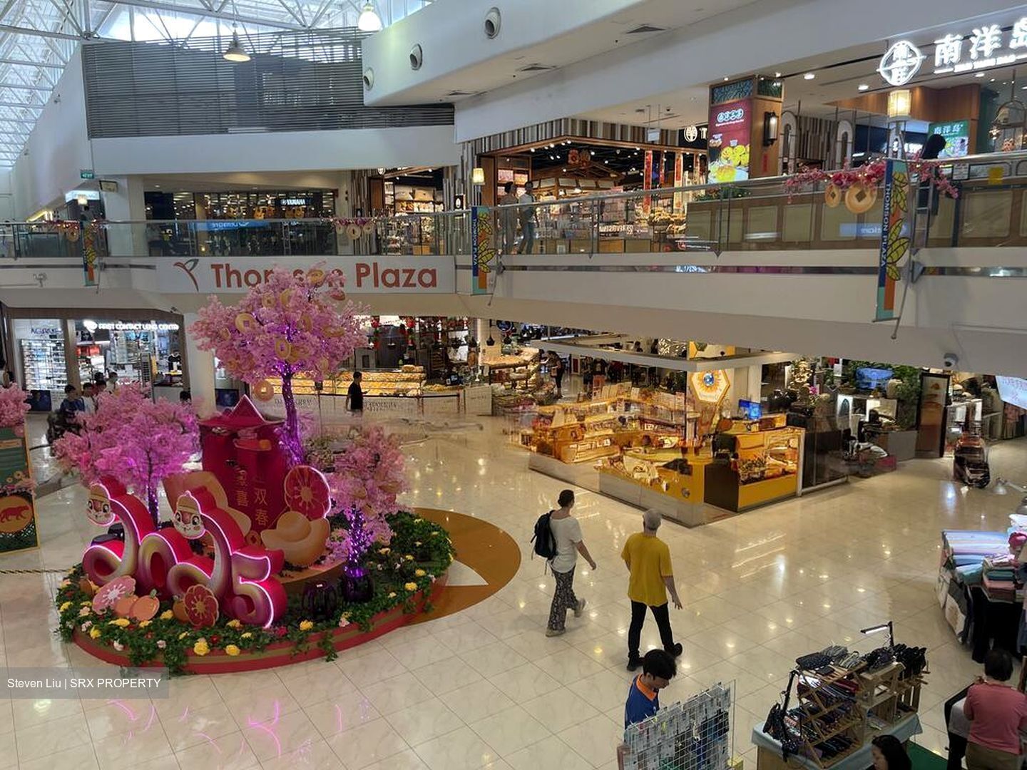 Thomson Plaza (D20), Retail #517302441